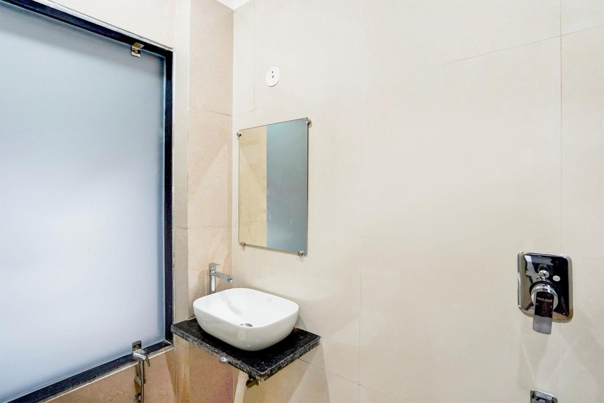 Hotel Super Collection O 63 A Noida Extérieur photo
