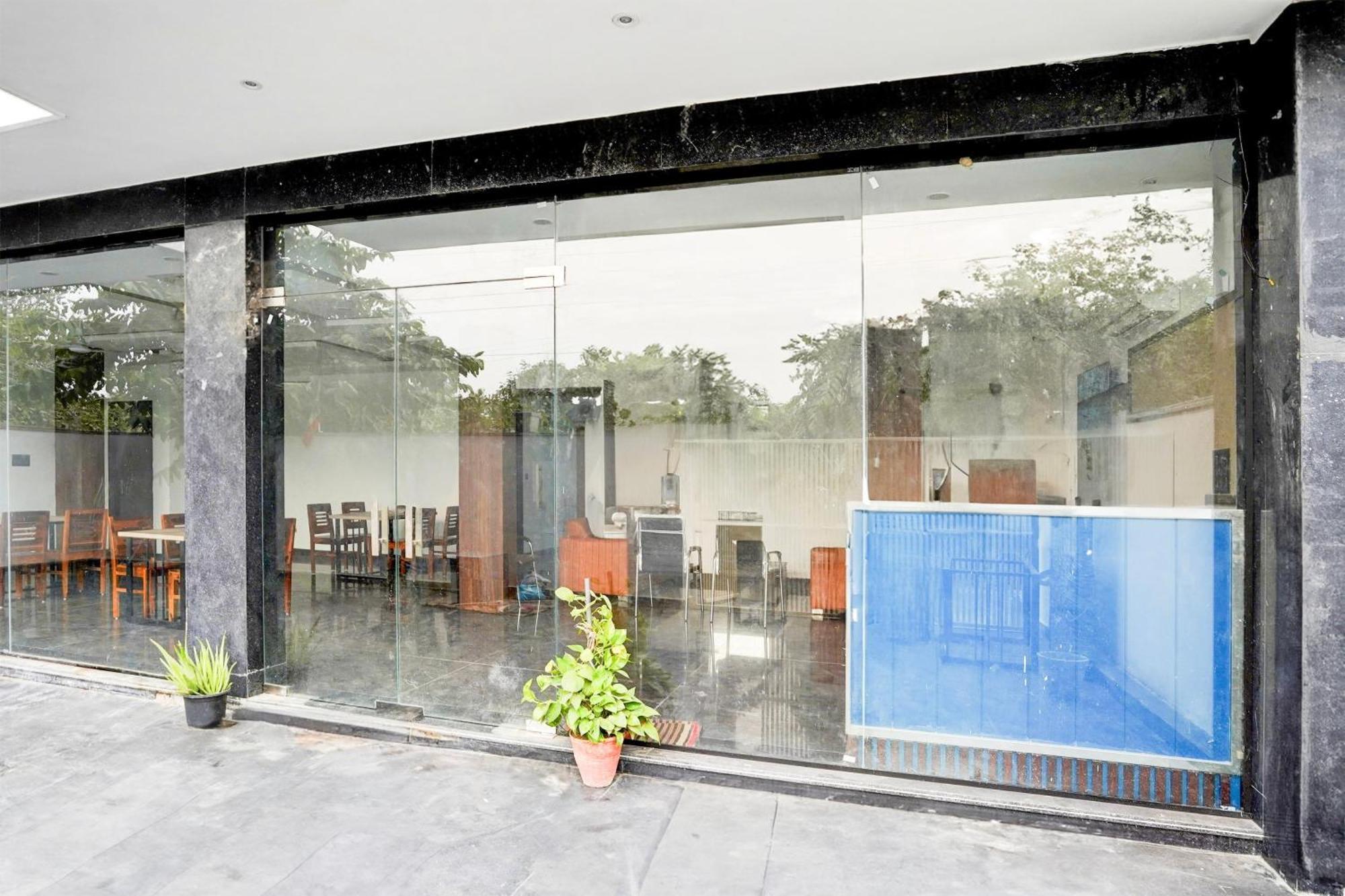 Hotel Super Collection O 63 A Noida Extérieur photo