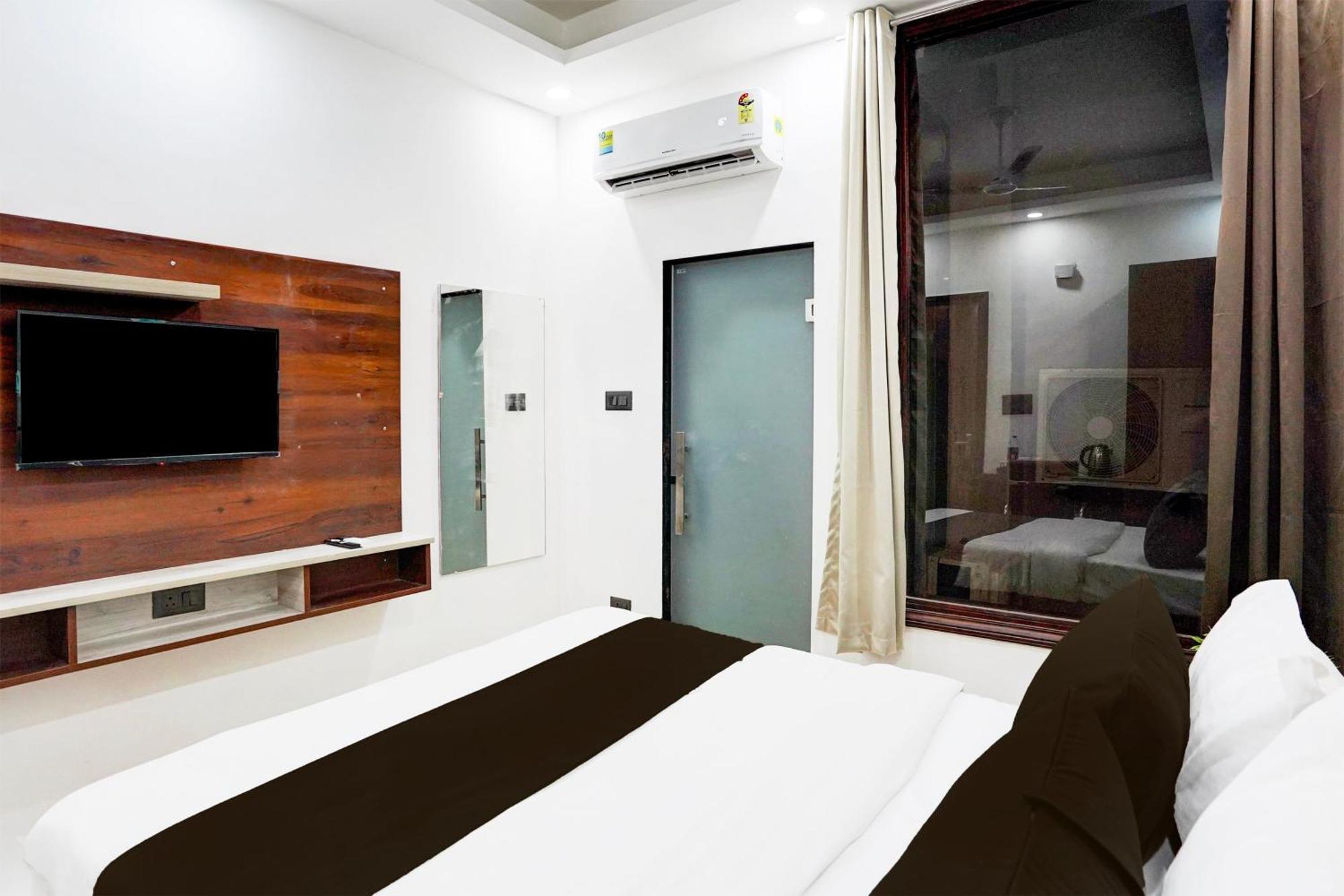 Hotel Super Collection O 63 A Noida Extérieur photo